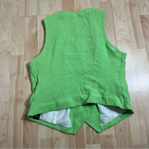 ASOS Design Women's Lightweight Green Vest Sleeveless Button Down vest Size 12 - Picture 6 of 6